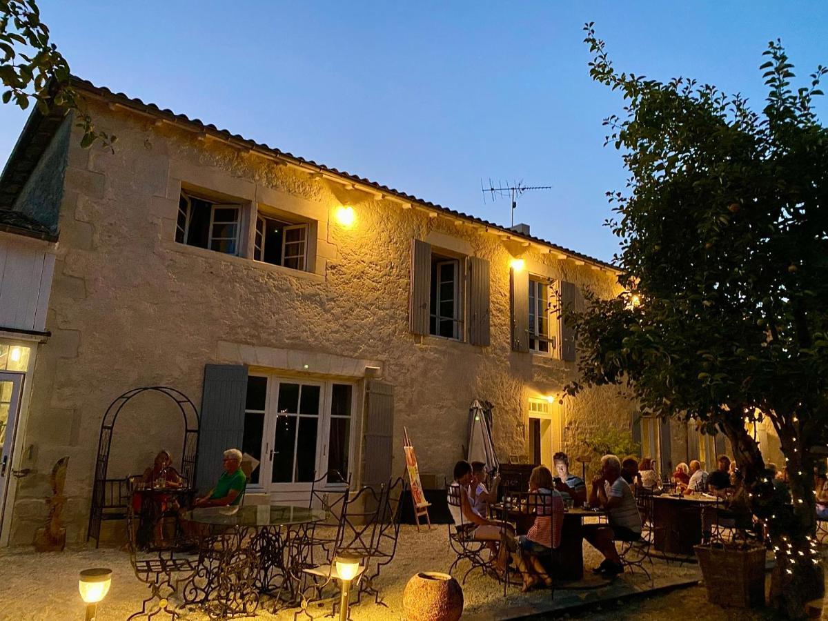 Le Relais D'Aulnay Bed and Breakfast Aulnay  Buitenkant foto